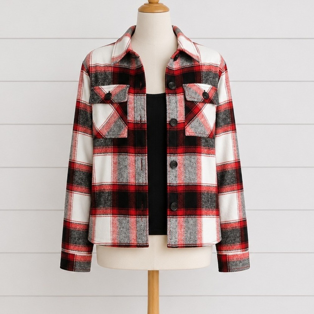BB Dakota Steve Madden Boxy Shacket Jacket Plaid Red Black Flannel Button‎ Small